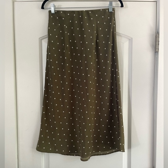 NWOT Sanctuary Olive Polka Dot Midi Slip Skirt - XS - Picture 2 of 4